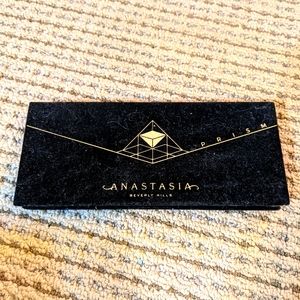 ABH LIMITED EDITION Prism Palette